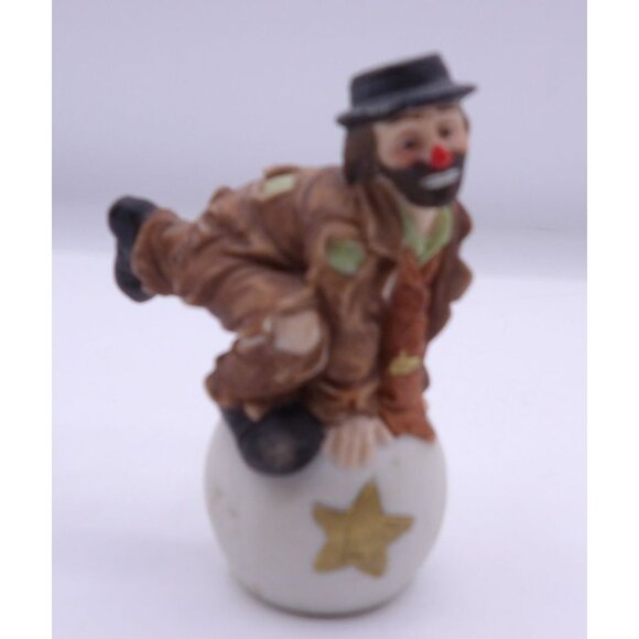 Emmett Kelly Jr Collection, by FlamBR. Clown on Ball, Ceramic  Sri Lanka 3 3/8 x - Picture 1 of 5